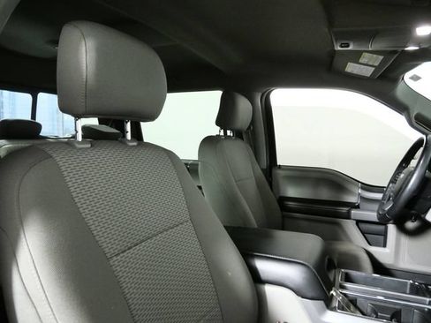 Used 2017 Ford F150 XLT w/ Equipment Group 302A Luxury AWD/4WD image 13