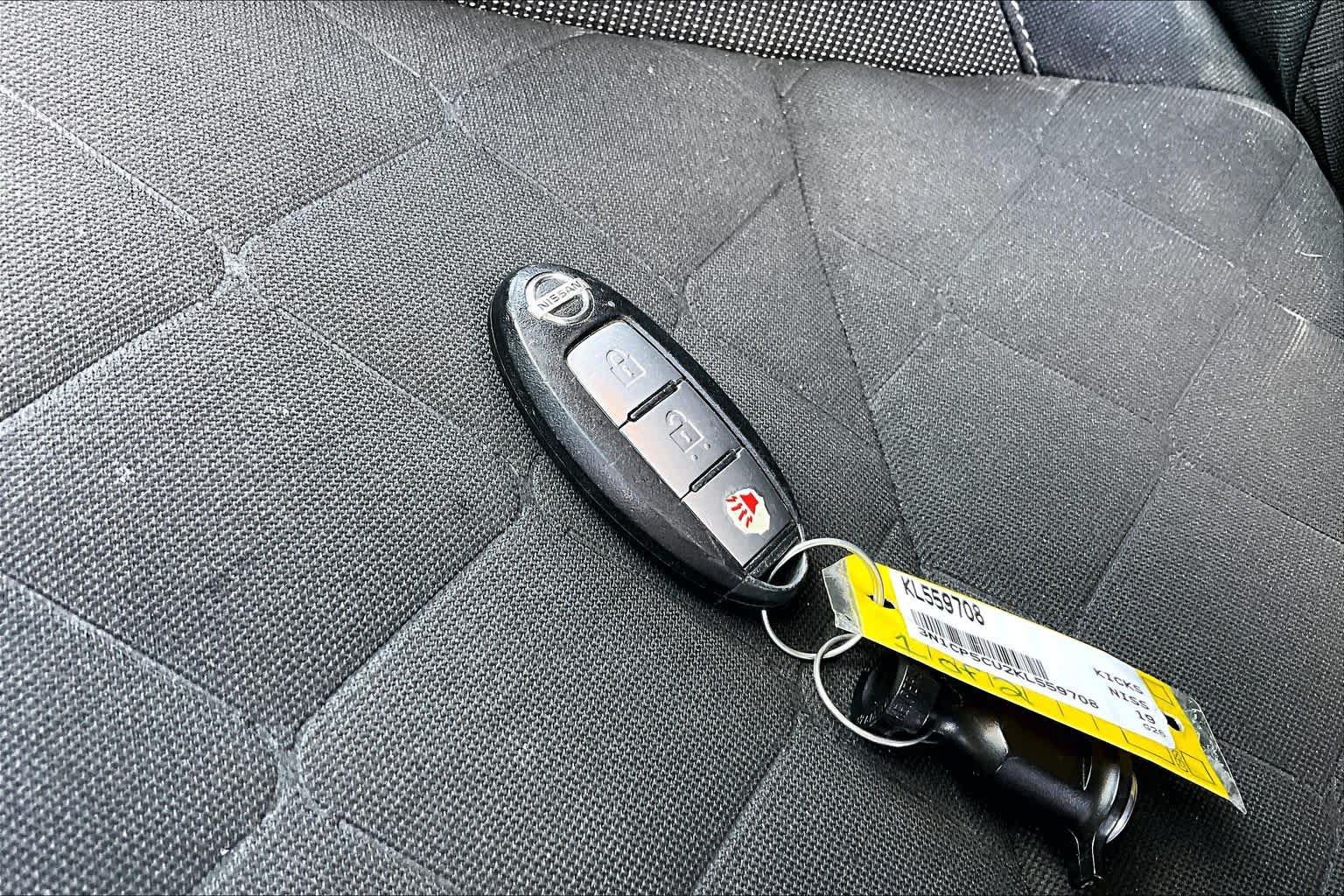 Used 2019 Nissan Kicks S FWD image 15