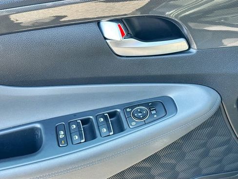 Used 2022 Hyundai Santa Fe SEL image 17