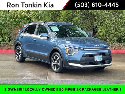 Used 2025 Kia Niro EX