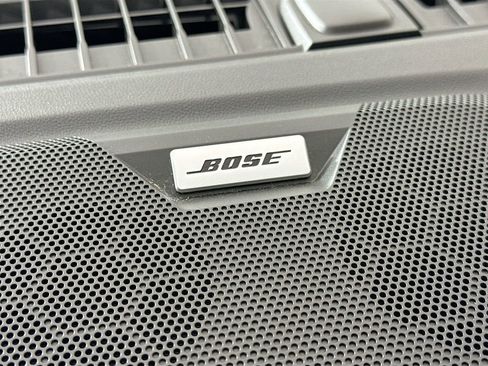 Used 2026 GMC Canyon AT4 w/ Technology Plus Package image 21