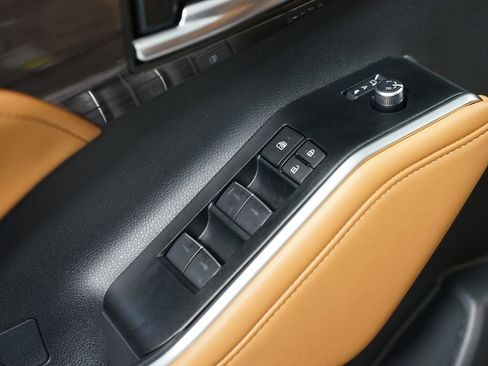 New 2026 Toyota Highlander Platinum image 35