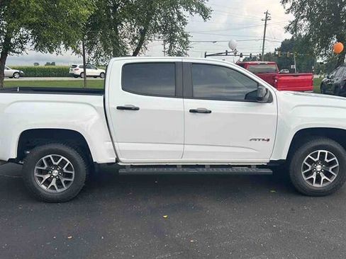 Used 2022 GMC Canyon AT4 w/ Trailering Package AWD/4WD image 2