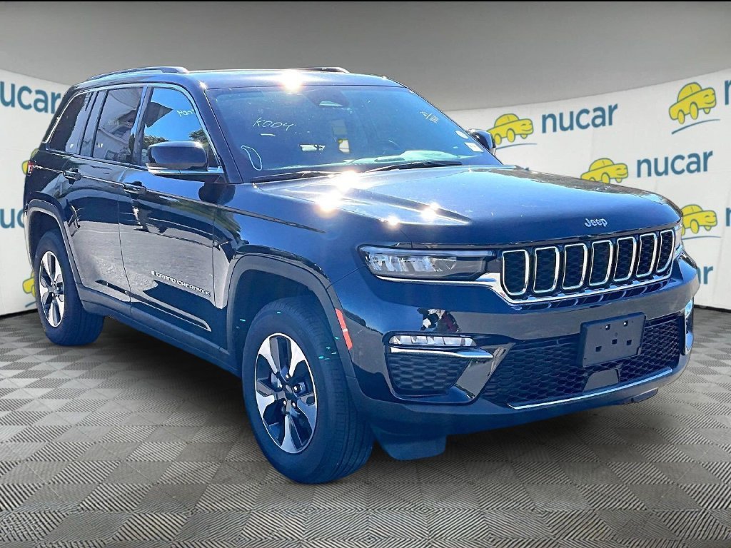 Used 2023 Jeep Grand Cherokee 4WD 4xe image 1