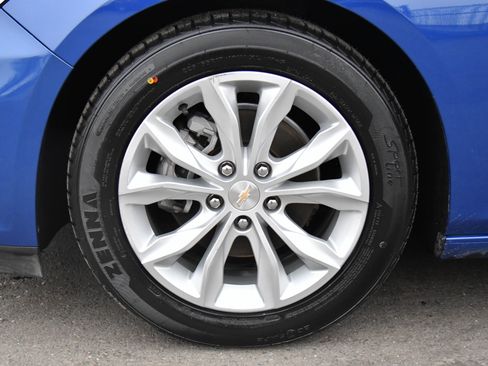 Used 2023 Chevrolet Malibu LT image 11