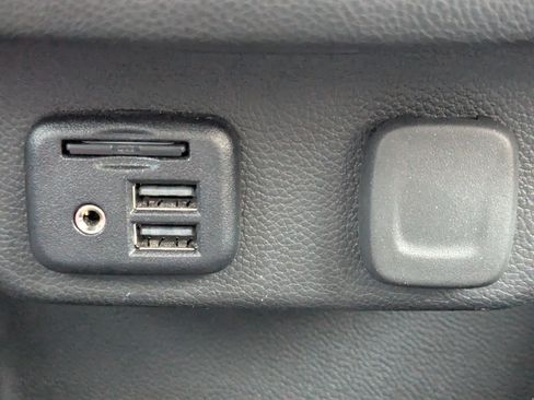 Used 2020 Chevrolet Traverse Premier w/ Redline Edition image 22