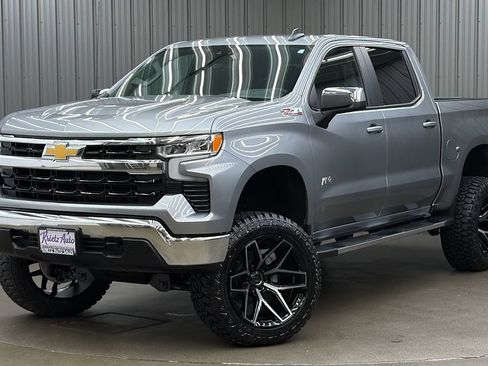 Used 2026 Chevrolet Silverado 1500 LT AWD/4WD image 1