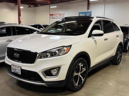 Used 2017 Kia Sorento EX w/ EX Advanced Touring Package image 25