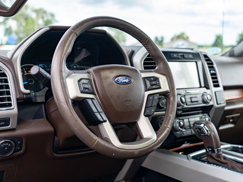 Used 2016 Ford F150 King Ranch w/ Equipment Group 601A Luxury AWD/4WD image 16