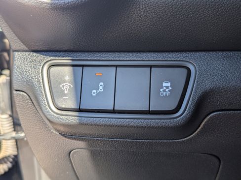 Certified 2023 Kia Forte GT-Line image 28