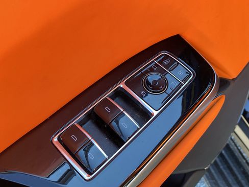 Used 2026 Cadillac Escalade Platinum Sport image 27