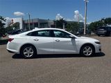 Used 2024 Chevrolet Malibu LT image 2