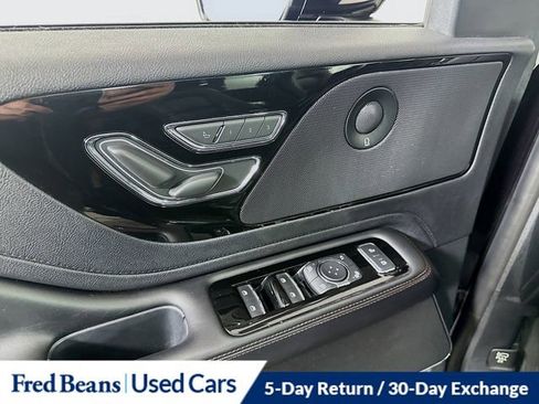 Used 2020 Lincoln Aviator Reserve w/ Equipment Group 201A image 8