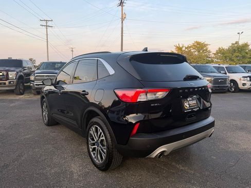 Used 2020 Ford Escape SEL AWD/4WD image 3