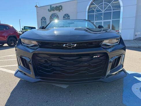 Used 2018 Chevrolet Camaro ZL1 image 9