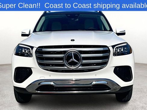 Used 2025 Mercedes-Benz GLS 450 4MATIC image 5