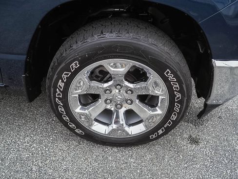 Used 2021 RAM 1500 Big Horn AWD/4WD image 33