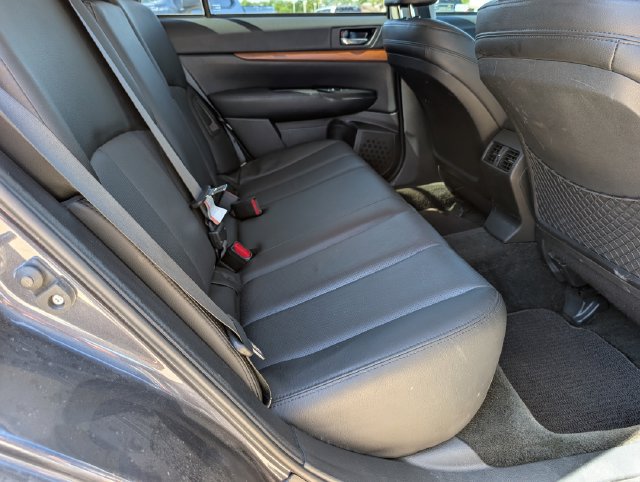 Used 2013 Subaru Outback 2.5i Limited w/ Moonroof Pkg AWD/4WD image 30