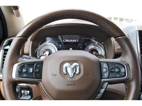 Used 2019 RAM 1500 Limited RWD image 16