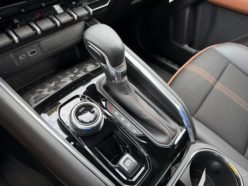 New 2026 GMC Canyon AT4 AWD/4WD image 15