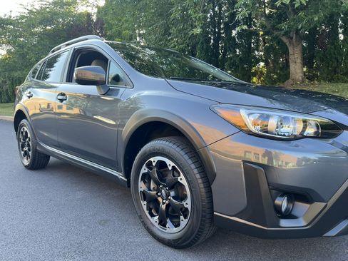 Used 2023 Subaru Crosstrek 2.0i Premium image 54
