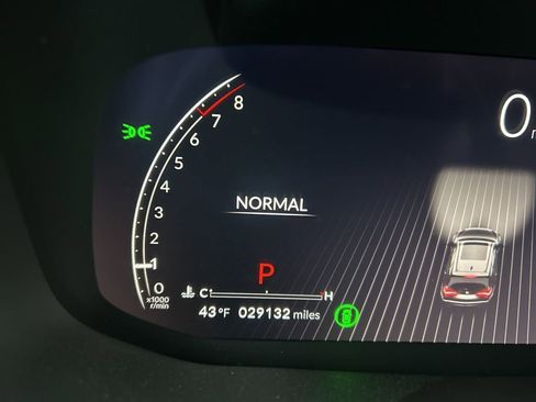 Used 2024 Acura MDX SH-AWD w/ Technology Package image 15