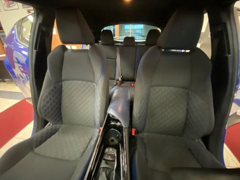 Used 2020 Toyota C-HR XLE image 24