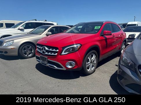 Certified 2019 Mercedes-Benz GLA 250 4MATIC image 1