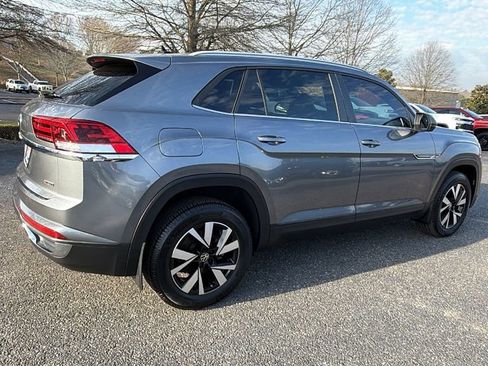 Used 2021 Volkswagen Atlas Cross Sport SE image 5