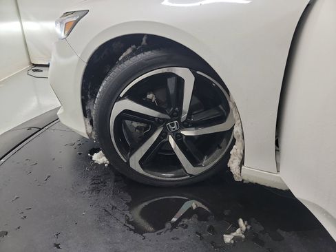 Certified 2021 Honda Accord Sport image 30