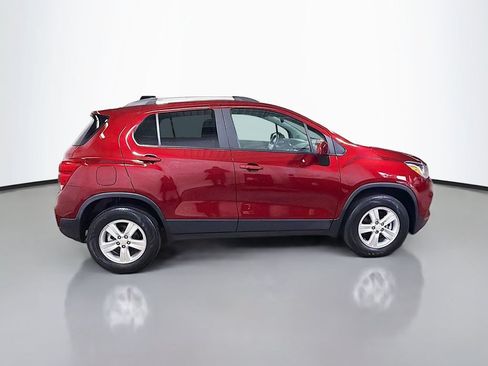 Used 2022 Chevrolet Trax LT AWD/4WD image 10