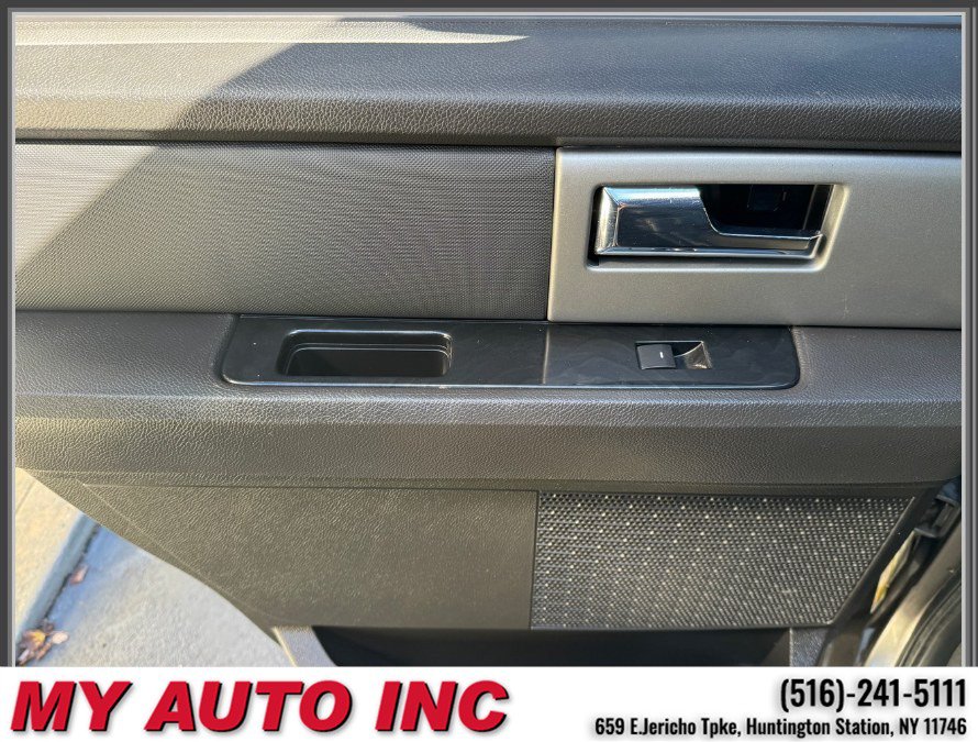 Used 2012 Ford Expedition Limited AWD/4WD image 35