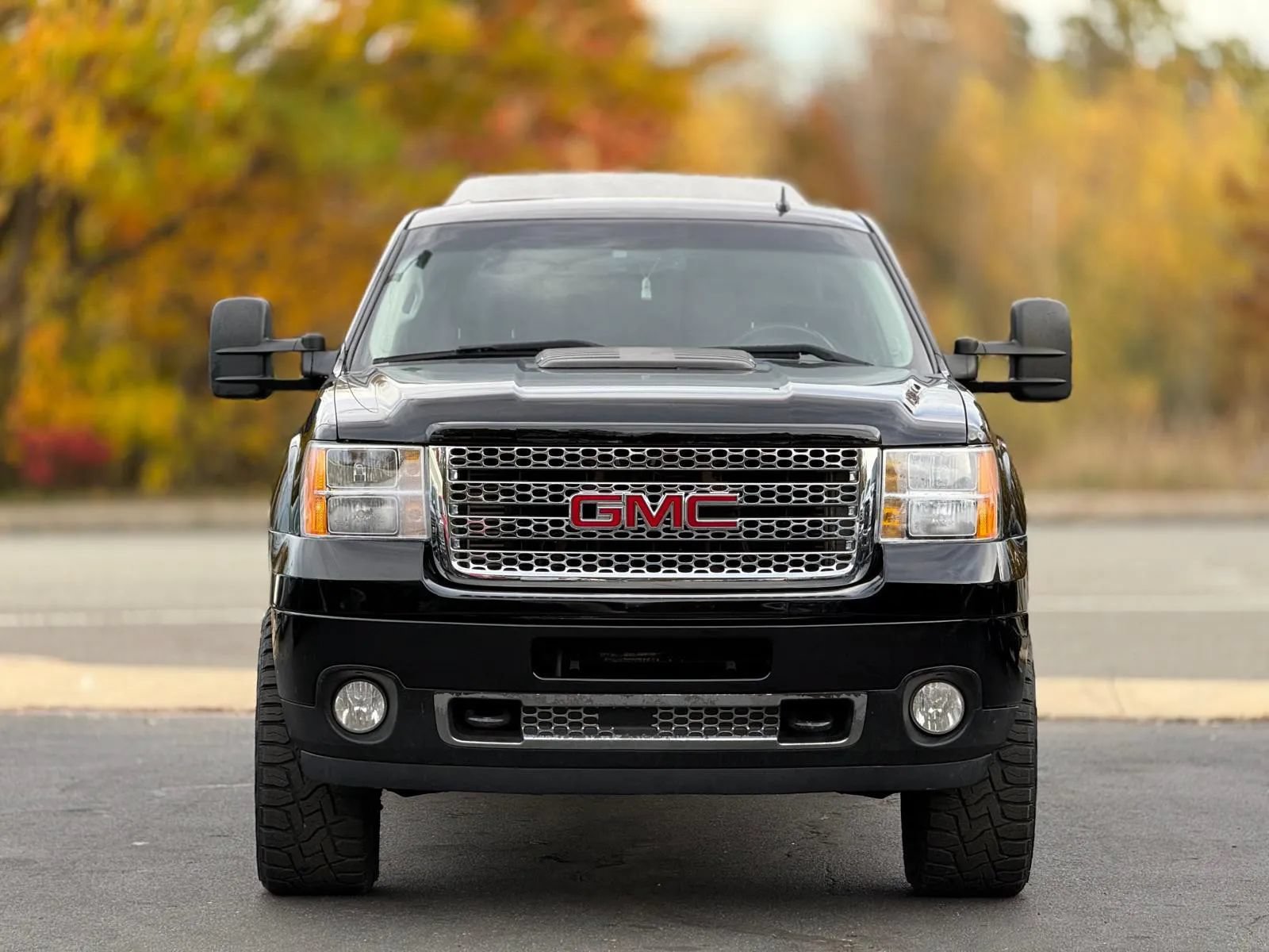 Used 2014 GMC Sierra 2500 Denali AWD/4WD image 4