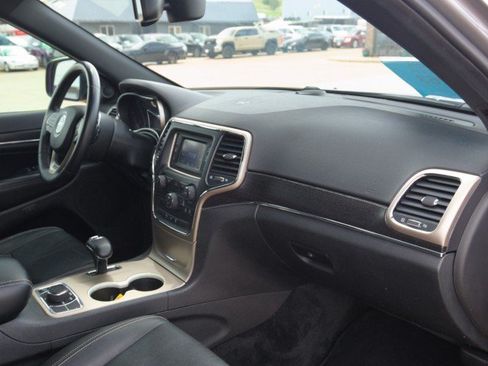 Used 2014 Jeep Grand Cherokee Limited AWD/4WD image 32