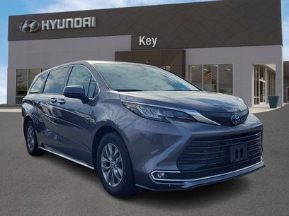 Used 2023 Toyota Sienna XLE