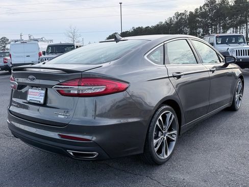 Used 2020 Ford Fusion Titanium image 6