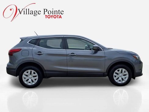 Used 2019 Nissan Rogue Sport S AWD/4WD image 8