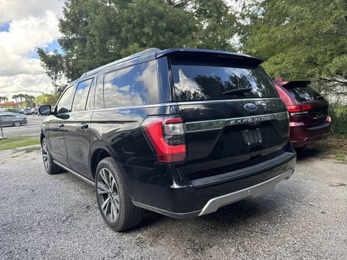 Used 2020 Ford Expedition Max Limited w/ Equipment Group 302A AWD/4WD image 2