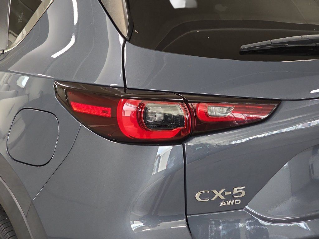 Used 2022 MAZDA CX-5 Carbon Edition AWD/4WD image 33