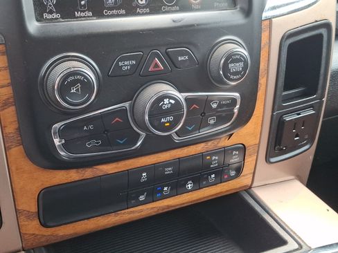 Used 2014 RAM 1500 Laramie Longhorn AWD/4WD image 14