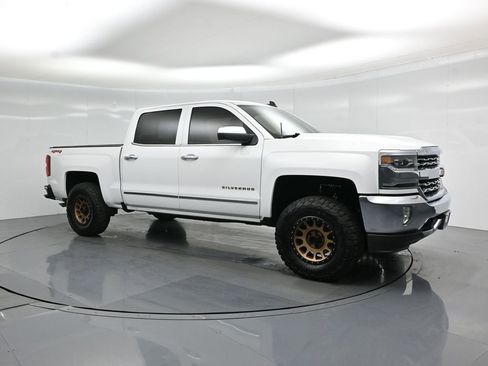 Used 2018 Chevrolet Silverado 1500 LTZ AWD/4WD image 52