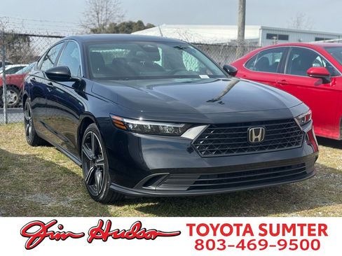 Used 2024 Honda Accord Sport image 1