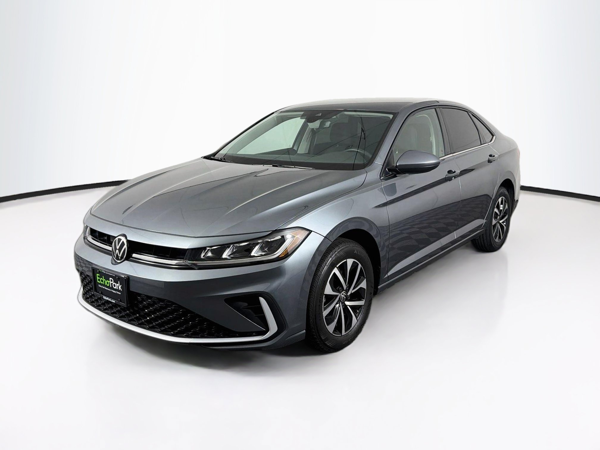 Used 2025 Volkswagen Jetta S FWD image 3