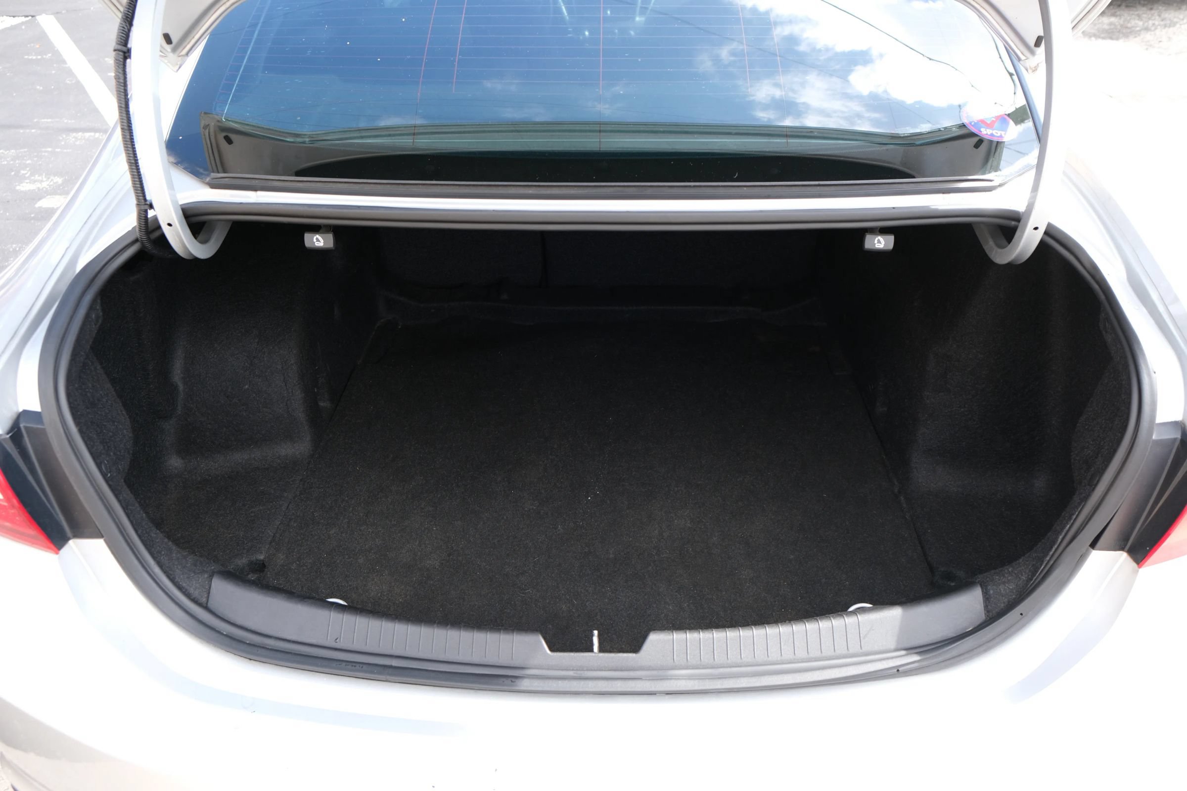 Used 2019 Chevrolet Malibu LS FWD image 13
