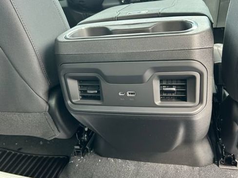 New 2026 Chevrolet Silverado 1500 RST w/ Z71 Off-Road Package AWD/4WD image 43