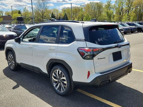 New 2026 Subaru Forester Touring AWD/4WD image 3