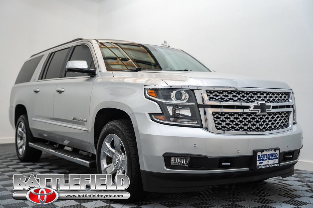 Used 2018 Chevrolet Suburban LT w/ LT Signature Package AWD/4WD image 1
