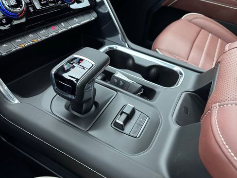 New 2026 GMC Sierra 1500 Denali Ultimate w/ LPO, Black Badging Package image 33