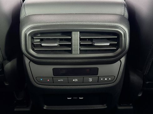 New 2025 Honda Pilot Touring image 27