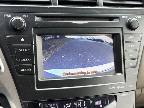 Used 2013 Toyota Prius V Three image 21